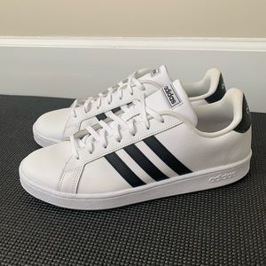 Adidas Men’s *grand court* sneaker Size 13